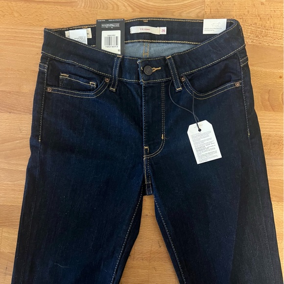 Levi’s "711 Skinny" Jeans (26x28) - Picture 3 of 8